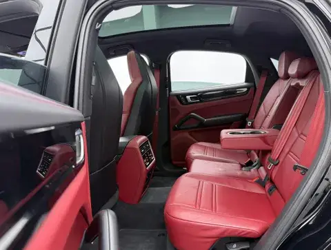 porsche cayenne-coupe image Porsche Cayenne Coupe Base 2022